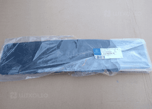 Podkładka pod tablicę rejestracyjną przód mercedes w 212 A2128170078 ory 1