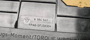 Skrzynka bezpieczników BMW 3 E46 8364542 8364540 5