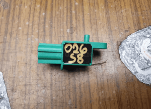 Czujnik Uderzenia 8K0955557C 1K0909606C Czujniki Uderzeniowy Sensor Audi A4 B8 A5 A6 Q5 VW Skoda Seat 12