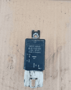 Przekaźnik moduł pompy Mercedes Vito 639 A6398300084 1