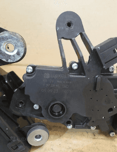 SILNICZEK WYCIERACZKI TYŁ BMW E61 1397020126 2