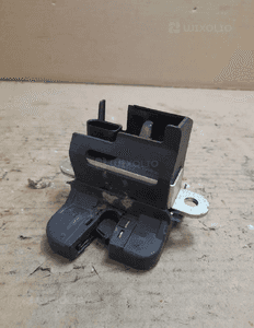ZAMEK KLAPY TYŁ VW nr 5M0827505B 1