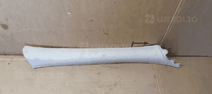 Osłona poszycie słupka prawy przód Mercedes W211 A2116900425 2