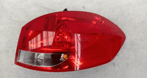 RENAULT CLIO III KOMBI lampa tylna prawa prawy tył 2005-2012 8200586844 1