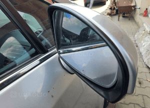 Toyota Avensis T27 lusterko prawe 1F7 3