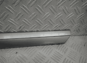 Listwa drzwi dolna pp vw passat B8 3G0854940E  dostępne 2 kolory 4