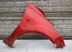 Suzuki swift Mk7 10-17 błotnik przedni prawy 1