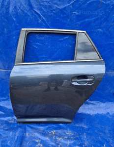 Toyota AVENSIS T27 09-18 drzwi lewe tył tylne 8u5 1