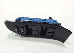 PANEL PRZEŁĄCZNIK SZYB LEWY PRZÓD PRZEDNI TOYOTA VERSO 84040-05020 2009-13 2