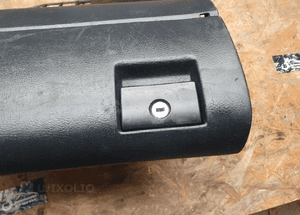 Schowek Kierowcy Pasazera Oslona pod Kierownice Europa Audi A4 B5 Lift 7