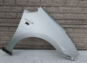 Toyota prius 03-09 błotnik przedni prawy 1