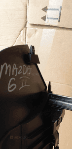 Tunel środkowy podłokietnik Mazda 6 II 10