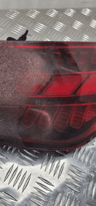 Mercedes W206 lampa prawa tył w karoserię led eu uszkodzona 4