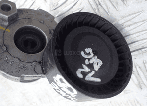 NAPINACZ PASKA WIELOROWKOWEGO NISSAN JUKE 1.2 DIG 2