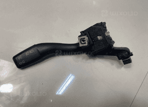 Audi A3 8P manetka przełącznik kierunkowskazów 8P0953513A 1