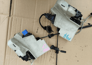 VW Polo 9N Seat Ibiza Cordoba Fabia Roomster zamek drzwi przod przednich   prawy lewy 2