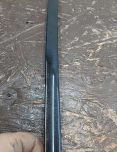 Bmw F33 listwa szyby czołowej prawa 2