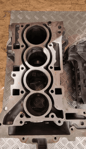 Bmw F10 F11 F20 F30 bloki silnika N20 N26 pordzewiałe cylindry 7587604 blok 5