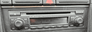 Audi A4 B7 radio Concert 2