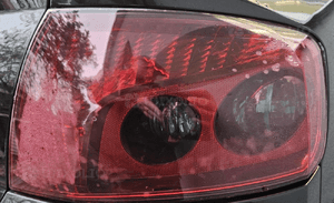 Peugeot 407 sedan lampa tyl tylna prawa 1