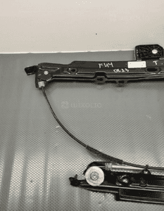 BMW F44 PODNOSNIK SZYBY TYŁ PRAWY 9851140 2