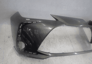 Zderzak przód przedni toyota corolla E21 sedan 19- 2