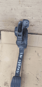Pedał potencjometr gazu Ford Mondeo MK4 6G92-9F836-NC 4
