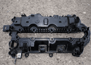 Pokrywa zaworów mazda 3 CX-30 2.0 16V skyactiv HF01 1022XX 1