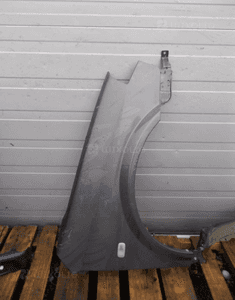 Nissan primera P12 blotnik przod przedni prawy KY5G 1