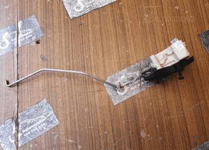Siłownik 7M0862159 4B9962115B Silniczek Elektryczny Cięgno Zamka Klapy Bagażnika Audi A4 B6 Kombi Sedan 4B9962115B 30