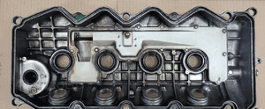 Nissan Primera P12 X-Trail T30  2.2 DCI P 12  pokrywa zaworów głowicy  silnika YD22 3