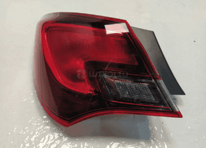 Opel astra j gtc opc lampa tył tylna lewa błotnika 4