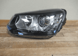LAMPA PRZEDNIA PRZÓD LEWA PRAWA SKODA YETI LIFT XENON 2012-2017 1