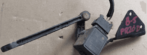 VW Passat B5 lift czujnik ustawienia zawieszenia lamp przod tyl 4B0907503 4