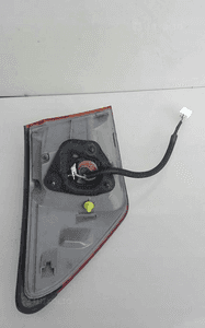 Lexus is ii 220D lampa tył tylna prawa 4