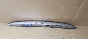 Blenda klapy bagażnika listwa Jaguar S-Type XR83-13550-AC 1