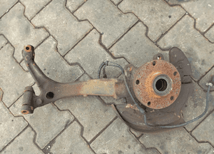 VW Passat B5 Audi A4 zwrotnica piasta przod prawa lewa 1.9TDI 8D0407257  8D0407258 S AM 3