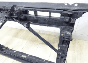 Pas przedni wzmocnienie octavia iii 5E0805588 5