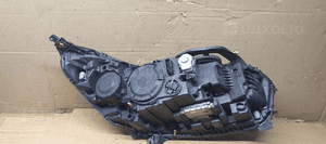 Lampa lewy przód przednia lewa XENON Citroen C5 III UK 9689038080 5
