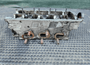Głowica 0593S 0594S Lewa Prawa Wałki Zawory Pokrywa 2.7 3.0 TDI V6 Audi A4 B8 A5 A6 Q5 VW 31