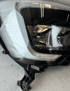 Lampa prawy przod renault master iv 4 260105567R 5