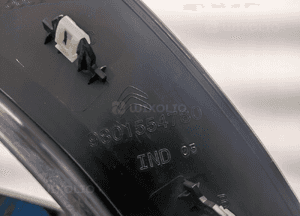 Listwa błotnika lewy przód renault C4 cactus 9801554780 2017-2020 lift 9
