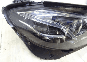 LAMPA prawa przód PRZEDNIA MERCEDES E-KLASA w213 A2139064804 kz 213 2