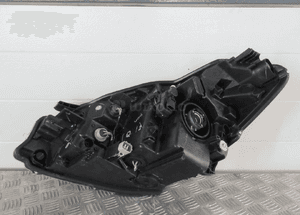 Lampa przednia prawa toyota yaris iii 3 lift 2017- 5