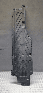 Mercedes W205 osłona podwozia prawa A2056842000 10