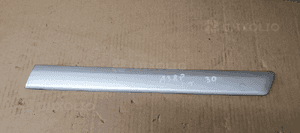 Listwa błotnika lewy tył tylna lewa Audi A3 8P 3D 8P3853983D 1