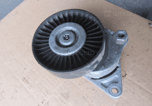 MERCEDES 5,0 v8 om 113 s cl e c ml rolka napinacza