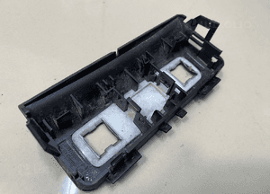 Audi A4 B6 zaślepka tynelu grzania kanapy 8E0863351 3