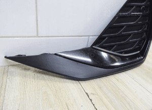 Audi A3 8Y 2024r lift s-line atrapa kratka zderzaka lewy przód 8Y0807681H 2