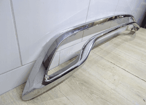 Mercedes W247 chrom dokładka zderzak przód A2478859909 1